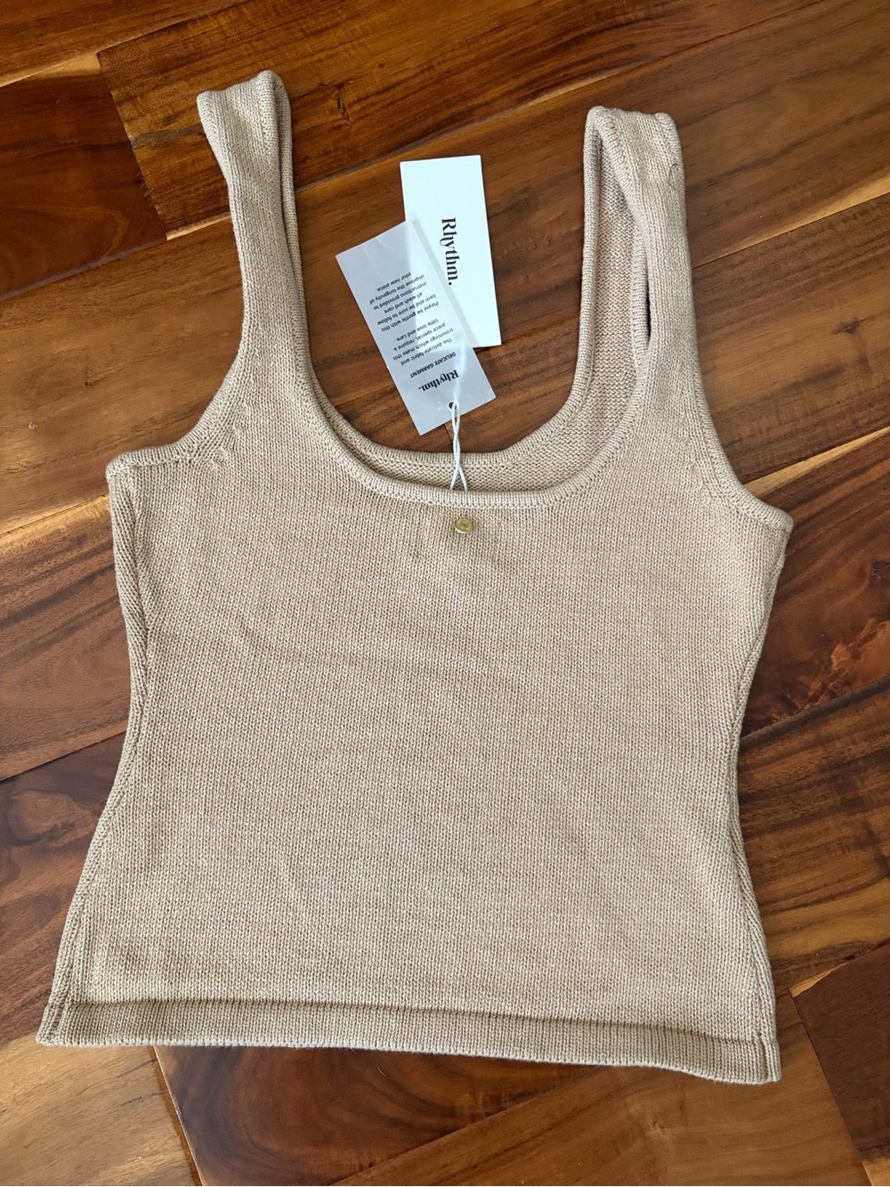 RHYTHM Women's Cove Scoop Tank Top Small NWT - Picture 3 of 7